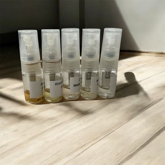 Lataffa Paris Corner Khair Khamarah Sample Fragrance Perfume 1 ML - Picture 2 of 2